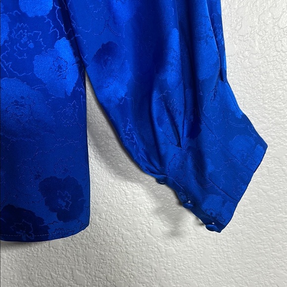 Vintage Silk Elegant Blue Women's Top 8 - Picture 5 of 6